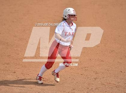 Thumbnail 1 in Taft vs  South San Antonio (NISD Softball Tournament) photogallery.