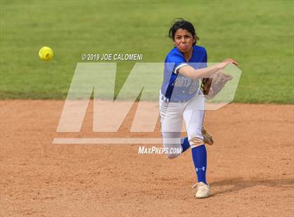 Thumbnail 1 in Taft vs  South San Antonio (NISD Softball Tournament) photogallery.