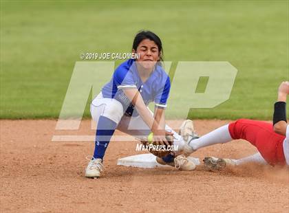 Thumbnail 3 in Taft vs  South San Antonio (NISD Softball Tournament) photogallery.