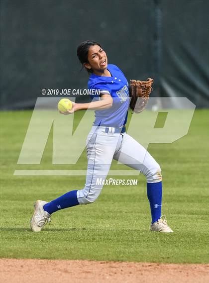 Thumbnail 3 in Taft vs  South San Antonio (NISD Softball Tournament) photogallery.