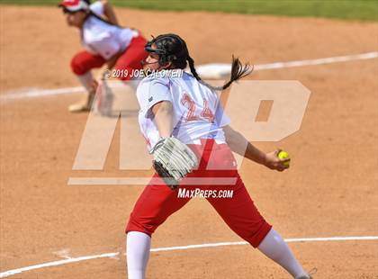 Thumbnail 3 in Taft vs  South San Antonio (NISD Softball Tournament) photogallery.