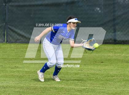 Thumbnail 3 in Taft vs  South San Antonio (NISD Softball Tournament) photogallery.