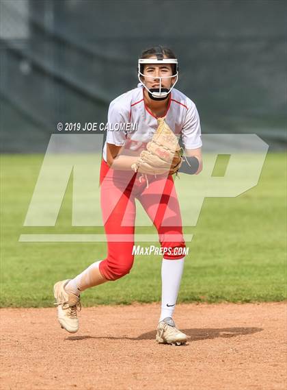Thumbnail 3 in Taft vs  South San Antonio (NISD Softball Tournament) photogallery.