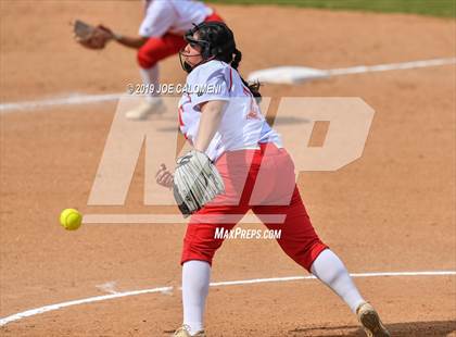 Thumbnail 3 in Taft vs  South San Antonio (NISD Softball Tournament) photogallery.