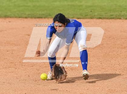 Thumbnail 3 in Taft vs  South San Antonio (NISD Softball Tournament) photogallery.