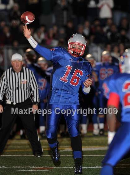 Thumbnail 2 in Cheshire @ Glastonbury (CIAC Class LL Semifinal) photogallery.