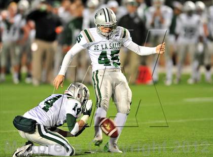 Thumbnail 1 in De La Salle vs. Centennial (CIF State Open Division Final) photogallery.