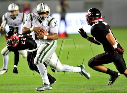 Thumbnail 2 in De La Salle vs. Centennial (CIF State Open Division Final) photogallery.