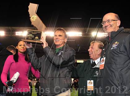 Thumbnail 2 in De La Salle vs. Centennial (CIF State Open Division Final) photogallery.