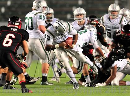 Thumbnail 1 in De La Salle vs. Centennial (CIF State Open Division Final) photogallery.