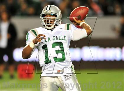 Thumbnail 1 in De La Salle vs. Centennial (CIF State Open Division Final) photogallery.