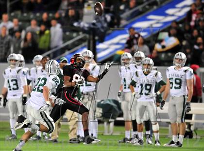 Thumbnail 3 in De La Salle vs. Centennial (CIF State Open Division Final) photogallery.