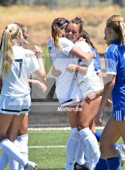 Thumbnail 1 in Farmington vs. Bosque photogallery.