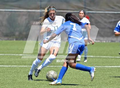 Thumbnail 1 in Farmington vs. Bosque photogallery.