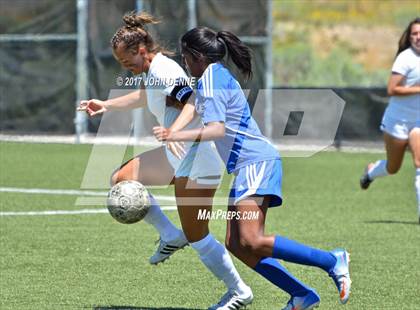 Thumbnail 3 in Farmington vs. Bosque photogallery.