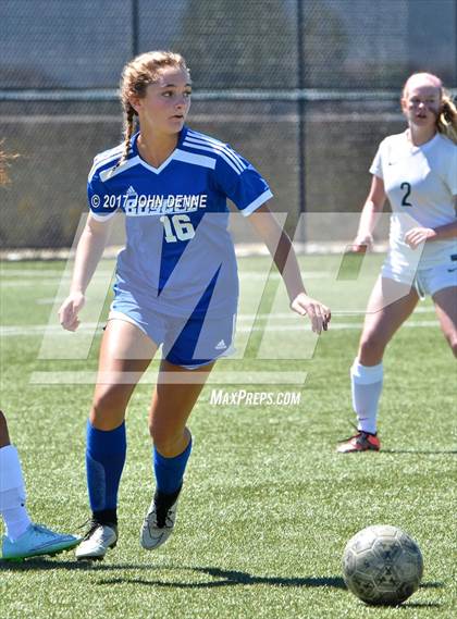 Thumbnail 3 in Farmington vs. Bosque photogallery.