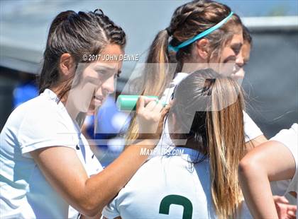 Thumbnail 1 in Farmington vs. Bosque photogallery.