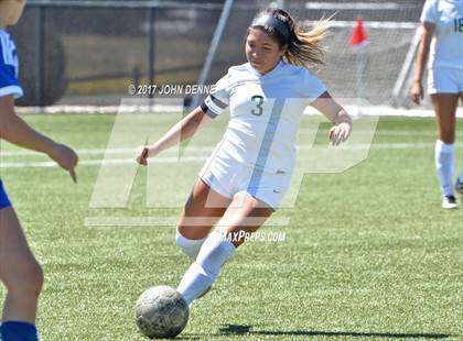 Thumbnail 2 in Farmington vs. Bosque photogallery.