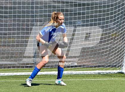 Thumbnail 1 in Farmington vs. Bosque photogallery.