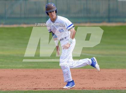 Thumbnail 3 in Mountain View vs. Basic (Boras Classic) photogallery.