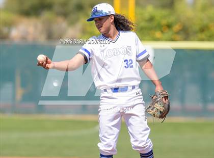 Thumbnail 2 in Mountain View vs. Basic (Boras Classic) photogallery.