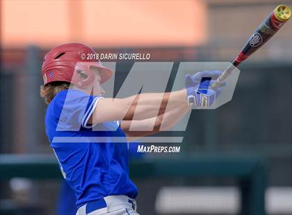 Thumbnail 1 in Mountain View vs. Basic (Boras Classic) photogallery.