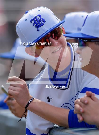 Thumbnail 1 in Mountain View vs. Basic (Boras Classic) photogallery.