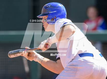 Thumbnail 1 in Mountain View vs. Basic (Boras Classic) photogallery.