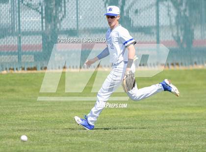 Thumbnail 2 in Mountain View vs. Basic (Boras Classic) photogallery.