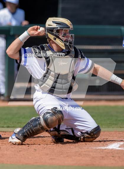 Thumbnail 1 in Mountain View vs. Basic (Boras Classic) photogallery.