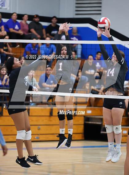 Thumbnail 1 in San Ysidro @ Central (CIF SDS D4 First Round)  photogallery.