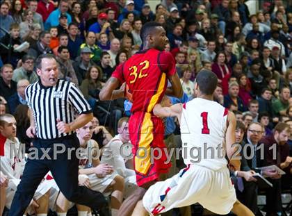 Thumbnail 3 in Yates vs. Westview (Les Schwab Invitational) photogallery.