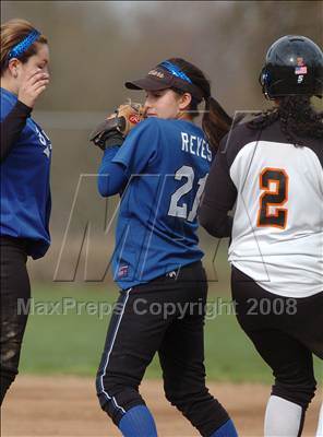 Thumbnail 1 in Foothill vs. Benicia (Pre-Season Tournament of Champions) photogallery.
