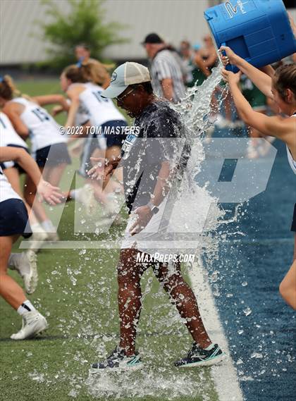 Thumbnail 3 in Charlotte Country Day School @ Charlotte Latin (NCISAA D1 Championship) photogallery.