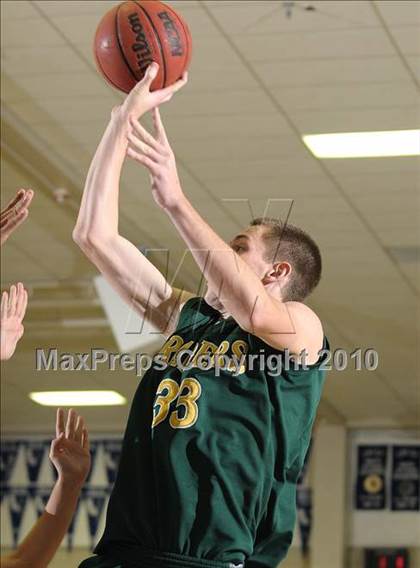 Thumbnail 3 in Rio Americano vs. Elk Grove (Trojan Toss-Up) photogallery.