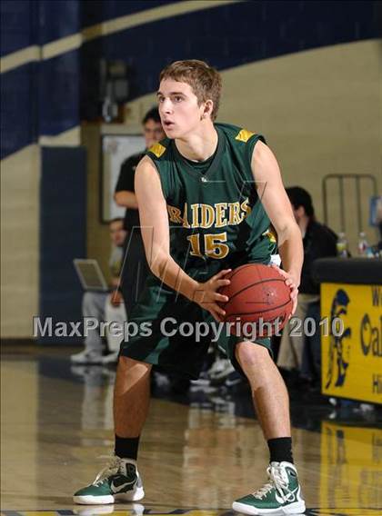 Thumbnail 2 in Rio Americano vs. Elk Grove (Trojan Toss-Up) photogallery.