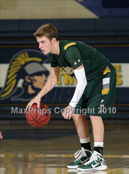 Thumbnail 3 in Rio Americano vs. Elk Grove (Trojan Toss-Up) photogallery.