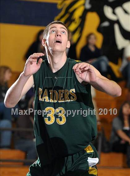 Thumbnail 2 in Rio Americano vs. Elk Grove (Trojan Toss-Up) photogallery.