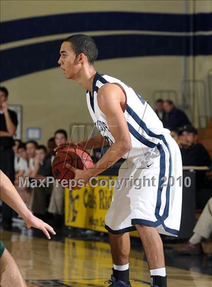 Thumbnail 3 in Rio Americano vs. Elk Grove (Trojan Toss-Up) photogallery.