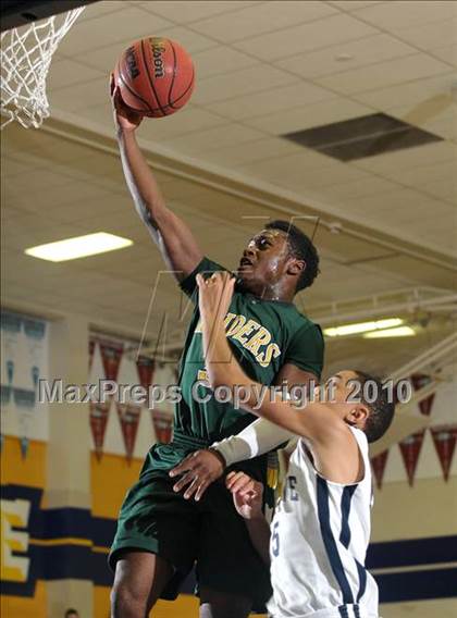 Thumbnail 3 in Rio Americano vs. Elk Grove (Trojan Toss-Up) photogallery.