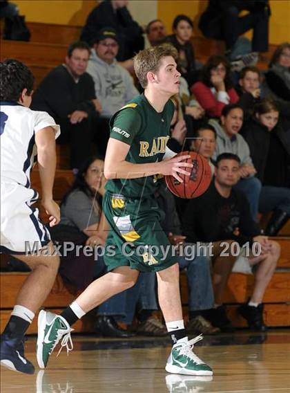Thumbnail 2 in Rio Americano vs. Elk Grove (Trojan Toss-Up) photogallery.
