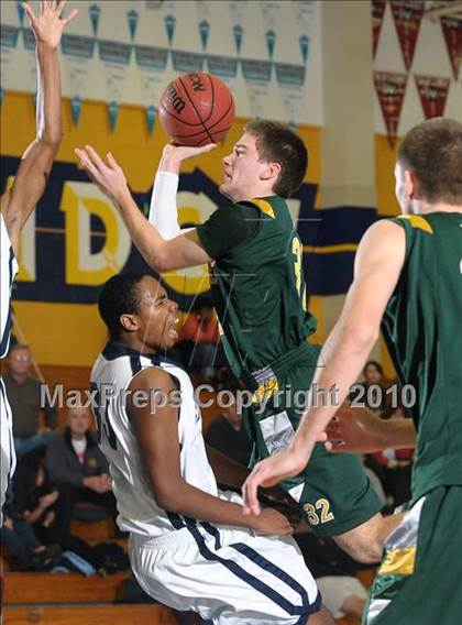 Thumbnail 3 in Rio Americano vs. Elk Grove (Trojan Toss-Up) photogallery.