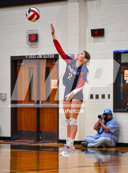 Thumbnail 2 in Wimberley vs El Campo (UIL 4A Region IV Area Playoff) photogallery.