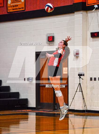 Thumbnail 1 in Wimberley vs El Campo (UIL 4A Region IV Area Playoff) photogallery.