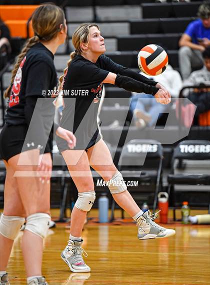 Thumbnail 2 in Wimberley vs El Campo (UIL 4A Region IV Area Playoff) photogallery.