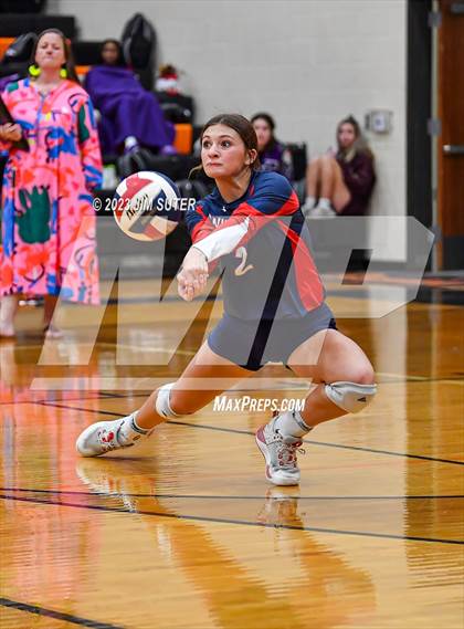 Thumbnail 2 in Wimberley vs El Campo (UIL 4A Region IV Area Playoff) photogallery.