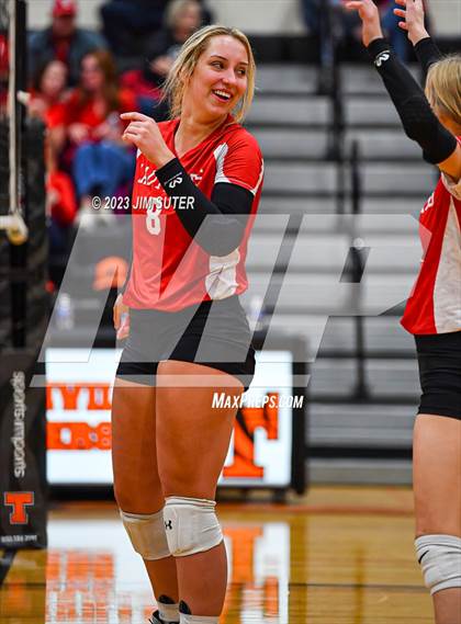 Thumbnail 1 in Wimberley vs El Campo (UIL 4A Region IV Area Playoff) photogallery.