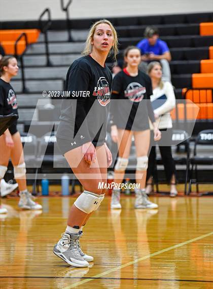 Thumbnail 2 in Wimberley vs El Campo (UIL 4A Region IV Area Playoff) photogallery.