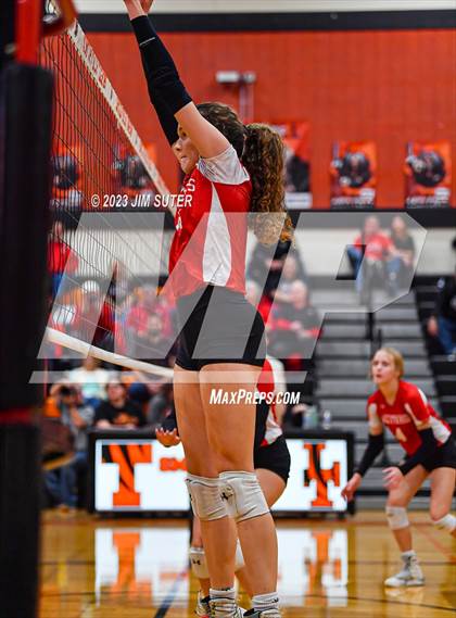 Thumbnail 3 in Wimberley vs El Campo (UIL 4A Region IV Area Playoff) photogallery.