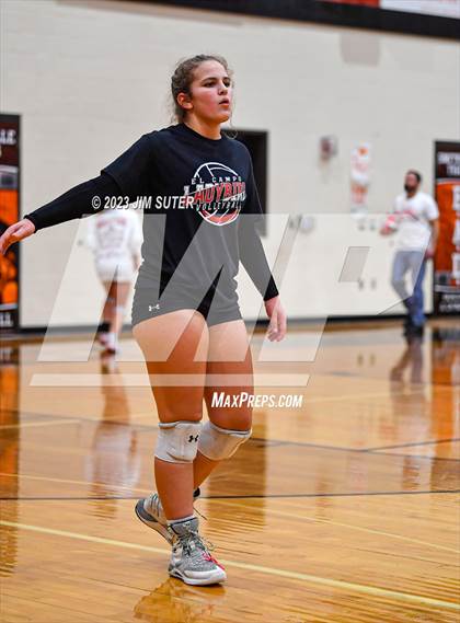 Thumbnail 3 in Wimberley vs El Campo (UIL 4A Region IV Area Playoff) photogallery.
